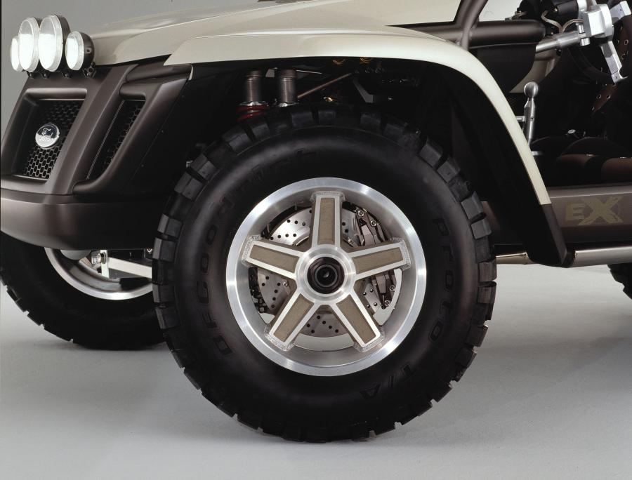  Ford EX Concept 2001 года  (фото 3 из 19)